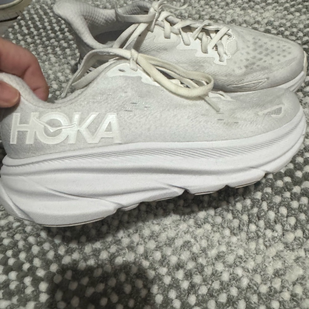 Hoka All-White Clifton 9 Sneakers. Worn only a handful of times. Great condition